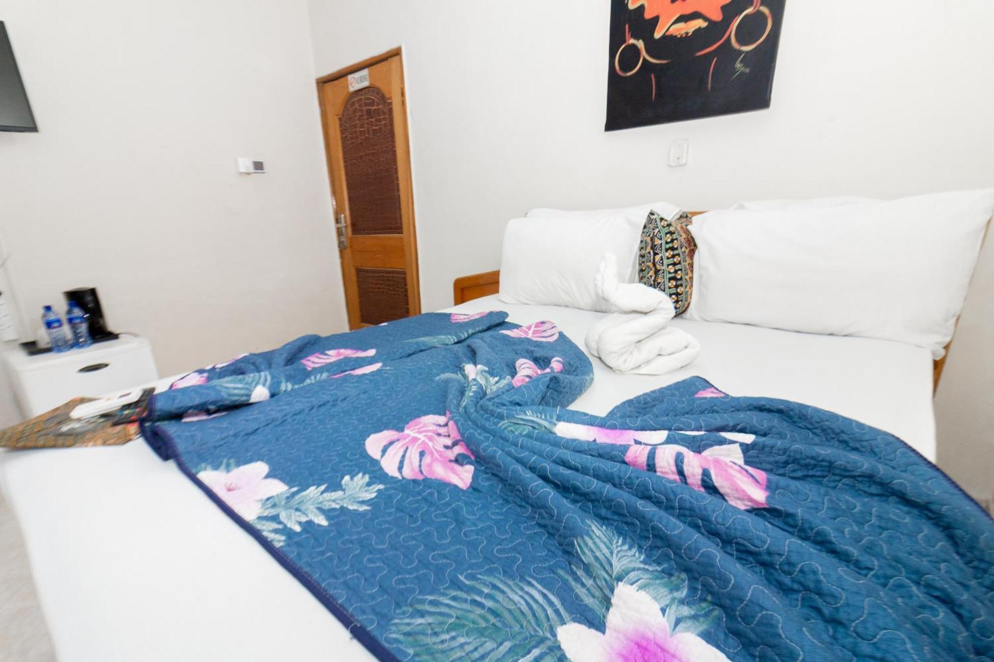 Prestige Guesthouse ,Ksi Kumasi Esterno foto